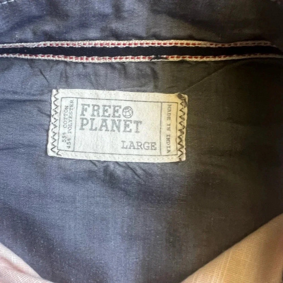 Free Planet button down shirt - Picture 8 of 8